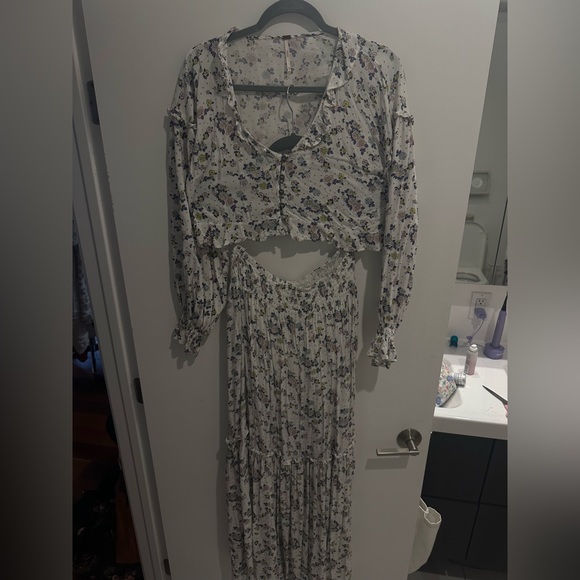 Free People Secret Garden Set - Picture 9 of 9